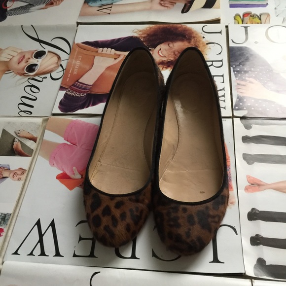 JCREW JANEY LEOPARD GOLD HEEL FLATS sz 7 - Picture 2 of 6